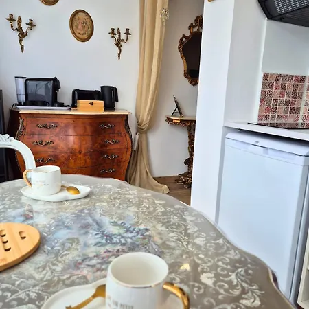 Celeste Premium Amazing View Train Station Lourdes