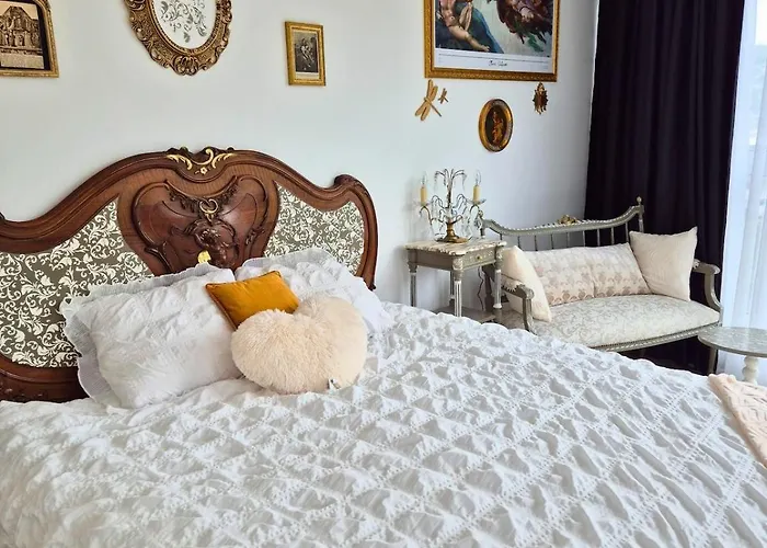 Celeste Premium Amazing View Train Station Appartement Lourdes