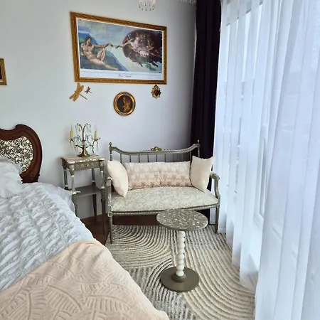 Céleste Premium Amazing View Train Station Appartamento Lourdes